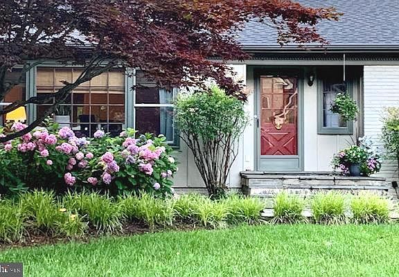 3rd image of 6021 Tilden Ln