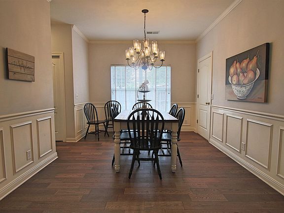 4th image of 612 Dunbrooke Ct