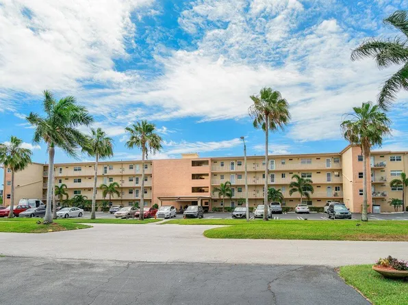 2615 NE 1st Court #301, Boynton Beach, FL 33435