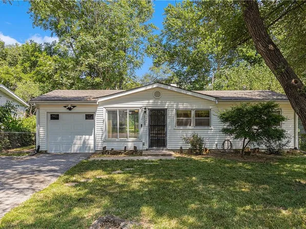 2725 S 53rd St, Kansas City, KS 66106