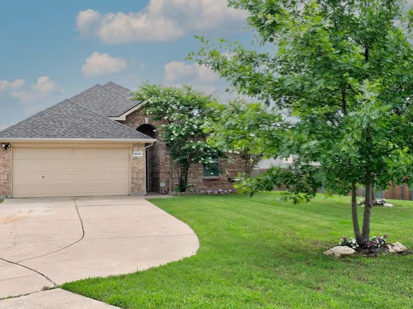 5308 Deep Lake Dr, Grand Prairie, TX 75052