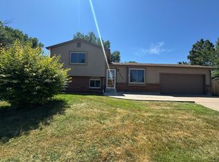 5879 S Oak St, Littleton, CO 80127