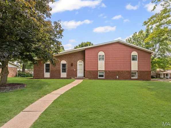 46 Coronation Dr, Millstadt, IL 62260