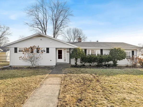 211 Taylor St, Dwight, IL 60420