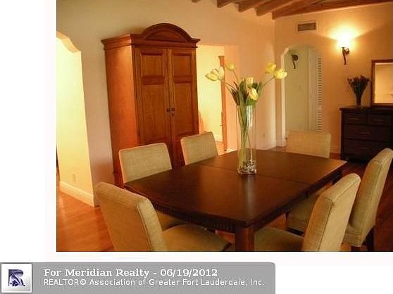 3rd image of 2317 E Las Olas Blvd
