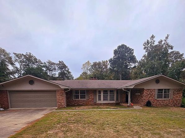 7346 Hedgestone Dr