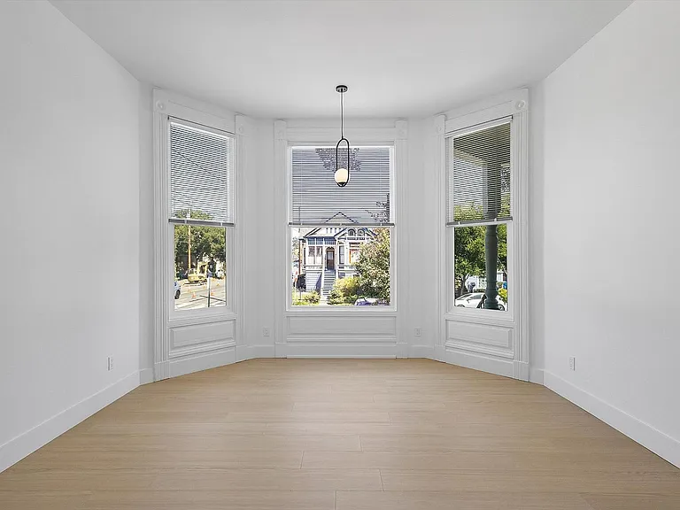 1533 Lafayette St #4 — Photo 9