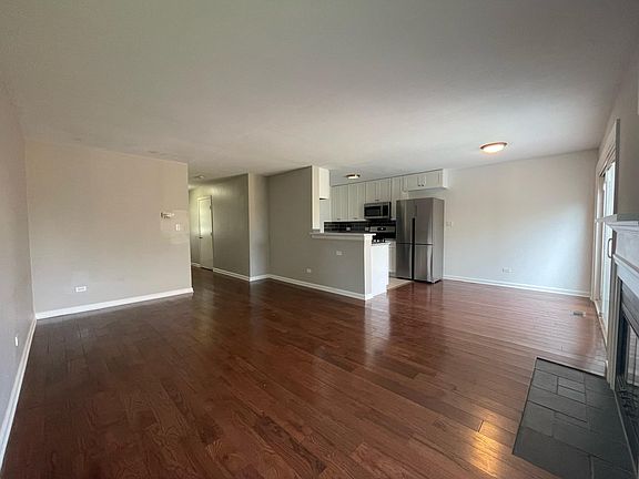 4th image of 655 Wedgewood Dr