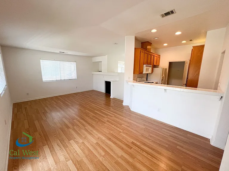 348 Ribbonwood Ave #0 — Photo 7