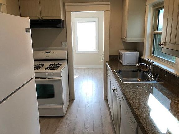 4th image of 4123 E Massachusetts St