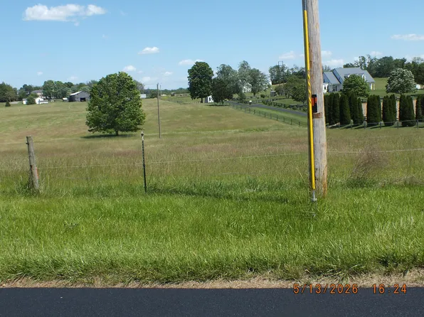 7 Fords Mill Rd, Versailles, KY 40383