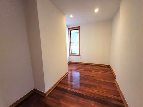 5th image of 119 W 104th St #2Z