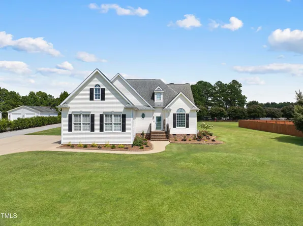 995 Peele Rd, Clayton, NC 27520