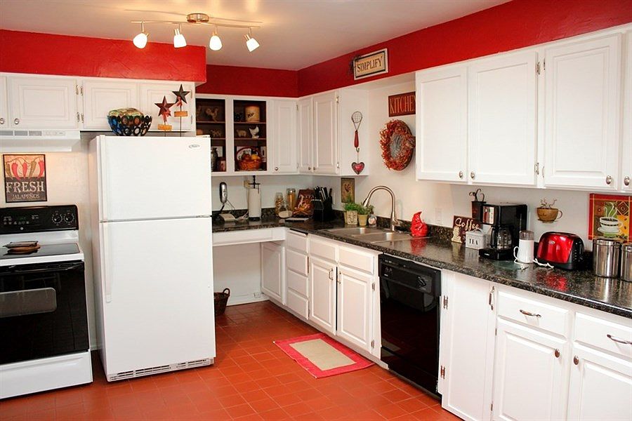 2nd image of 1716 E Dalke Ave
