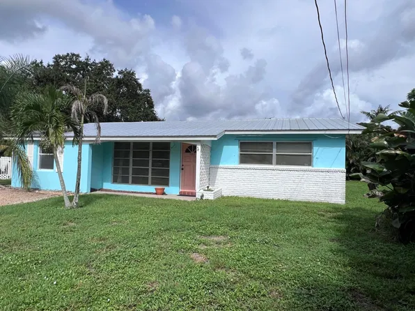 1053 NW TERRACE Road, Stuart, FL 34994