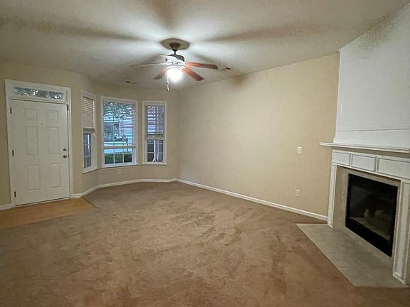 FamilyRoom View-1