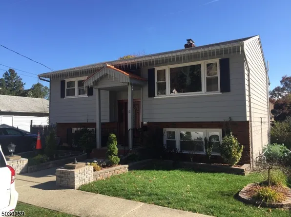12 Guy St, Dover, NJ 07801