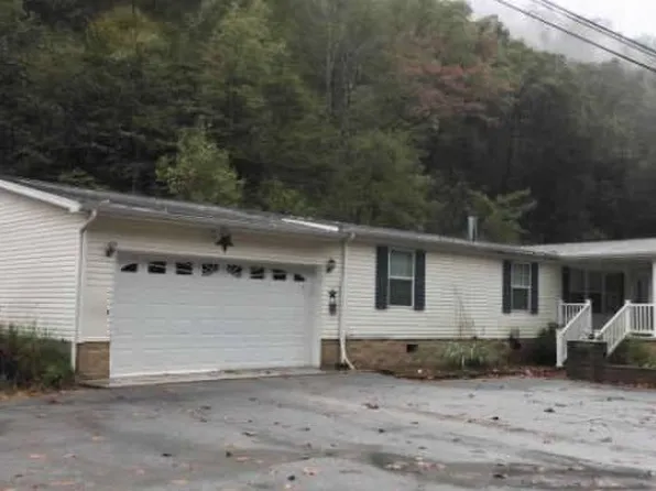 578 Coal Fork Laurel Rd, Seth, WV 25181