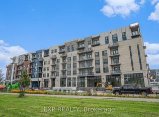 397 Codds Rd #315, Ottawa, ON K1K 3X3