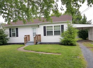 172 W Lee St, New Market, VA 22844