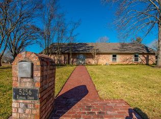 5256 Raphael Dr, Alexandria, LA 71303