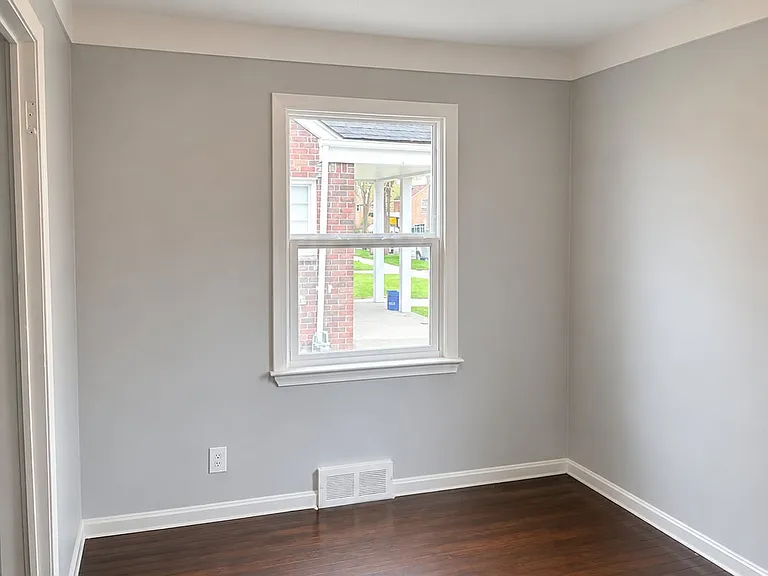 11867 Laing St — Photo 2