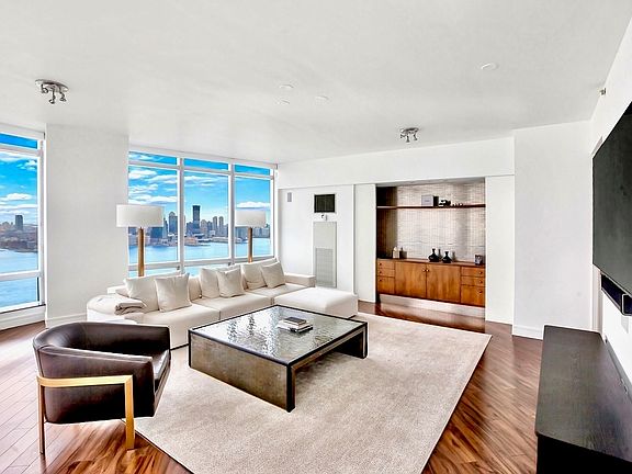 2nd image of 30 West St Penthouse 1C