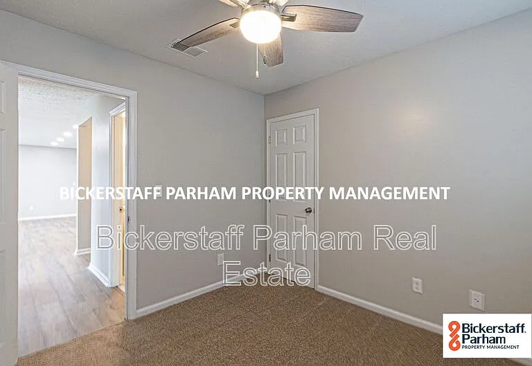 2395 Agnes Dr — Photo 14