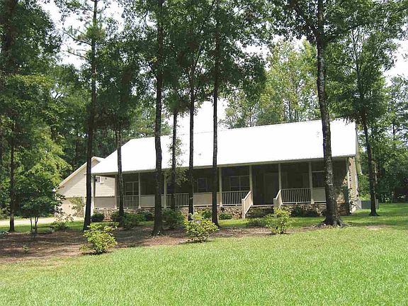 3rd image of 185 Bradford Dr