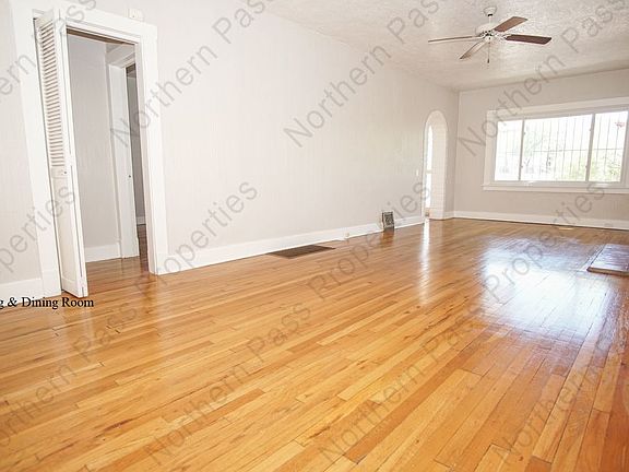 5th image of 2325 N Kansas St #A