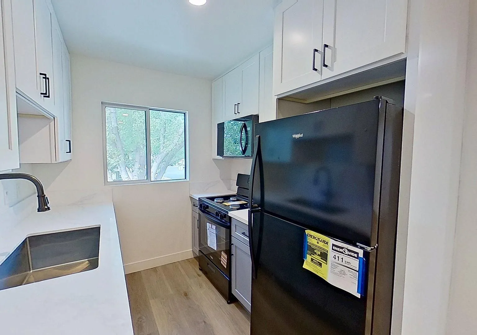 829 N Garfield St — Photo 1