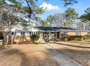 107 Saint Andrews Dr, Greenville, NC 27834