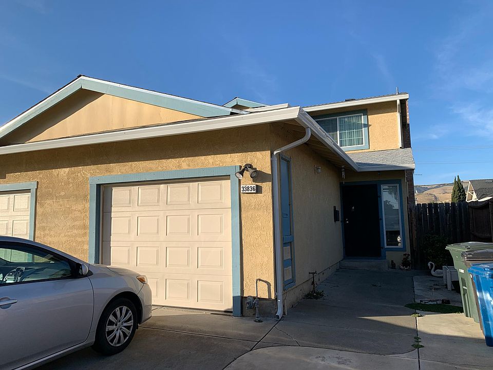 Plenty of parking, on the driveway and in the garage.
