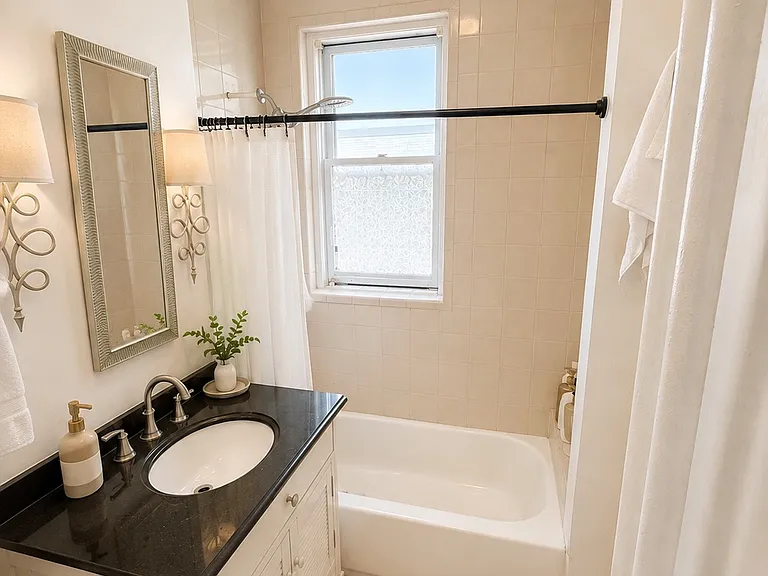 415 Washington St #5 — Photo 21