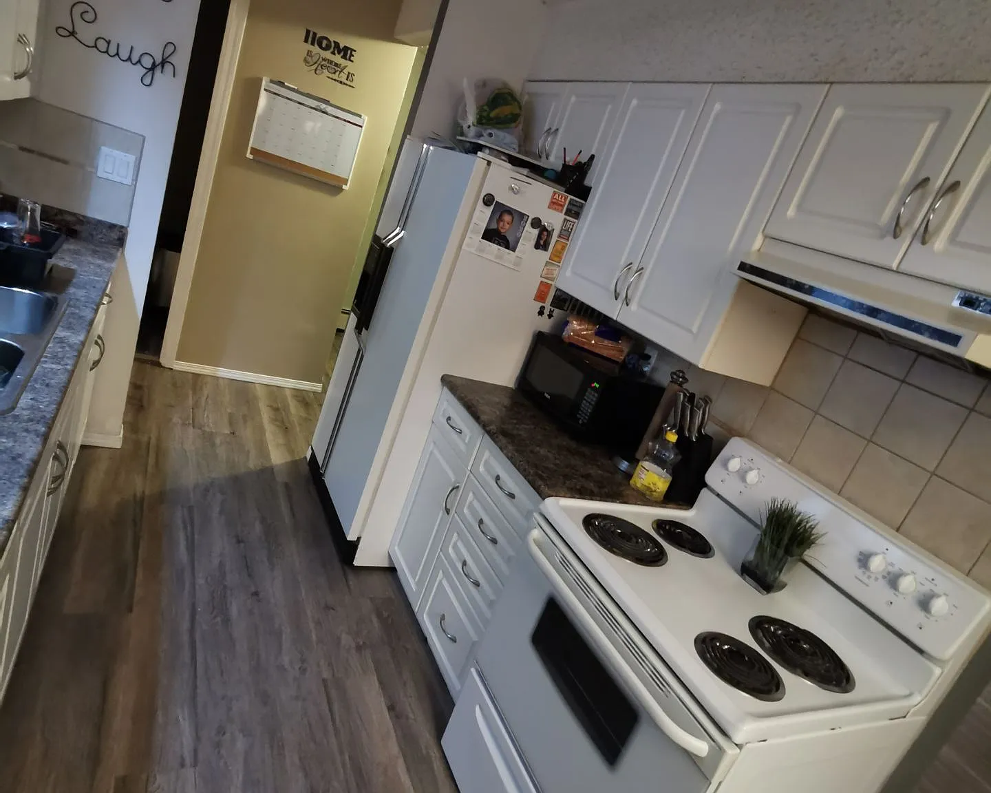 2 bed, 1000 sqft, $1,295 — Photo 1