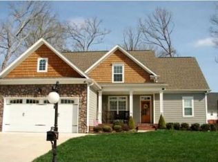 7538 Autumn Leaf Trl, Ooltewah, TN 37363