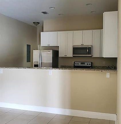 5th image of 6201 Candler Ter APT 102