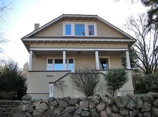715 State St, Hood River, OR 97031