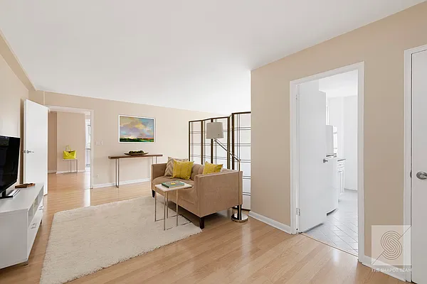 Sold by Compass | media 7