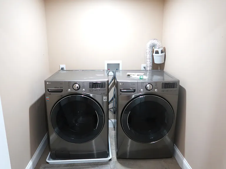 Basement laundry room