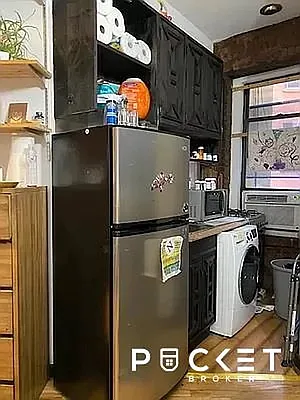 Rented by PocketBroker Inc | media 3