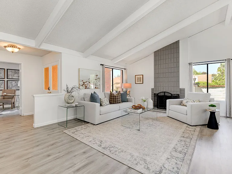 3408 Viewpoint Way — Photo 7