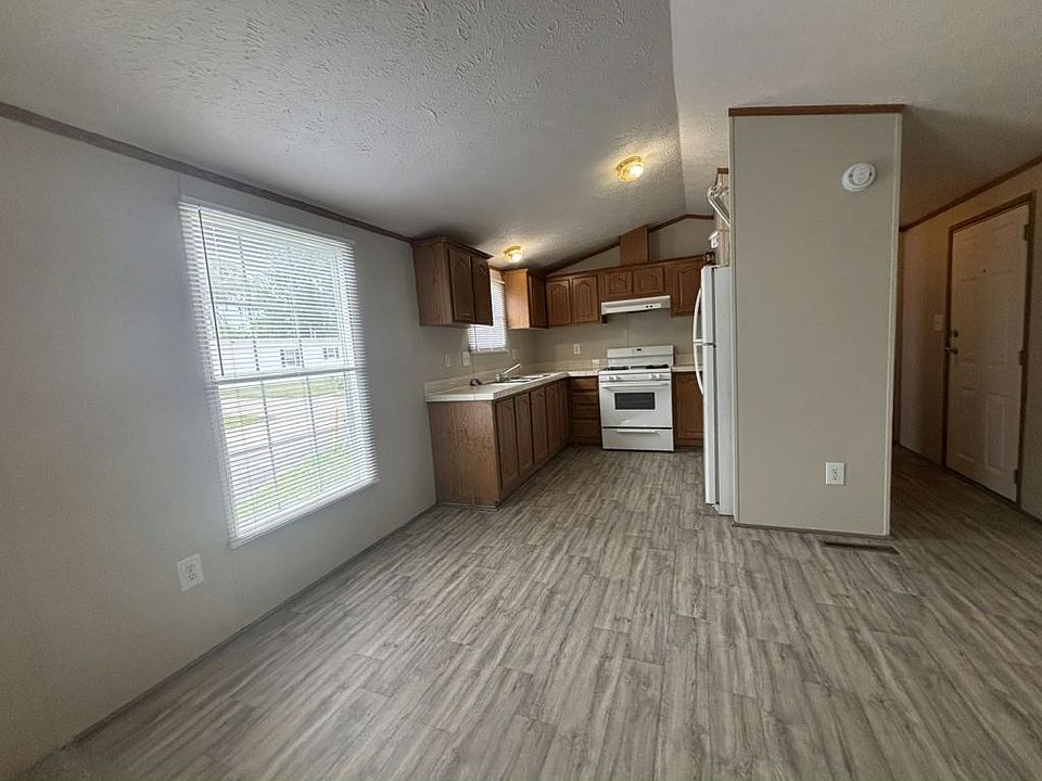 1st image of 24730 N Morgan Ct #39