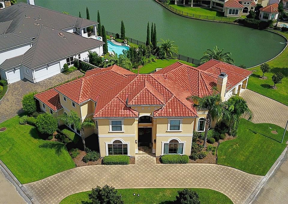 1st image of 14023 Hampton Cove Dr