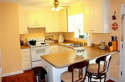 4th image of 149 Carrie Dr