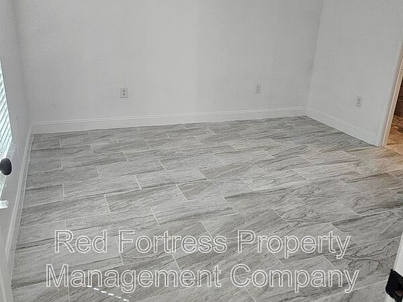 4th image of 2400 Crawford Ave N