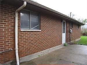 2nd image of 1525 Weaver St