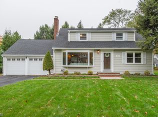 5 Bradley Rd, Morristown, NJ 07960