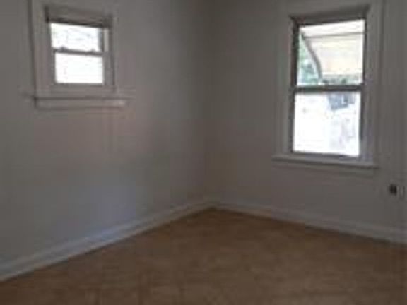 5th image of 4424 S Spring Ave