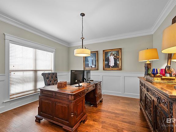 5th image of 458 Craftsman Ave